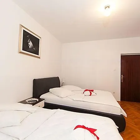 Apartment Saric Tučepi