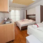 Saric Tucepi